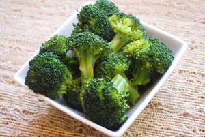 steamed-broccolik